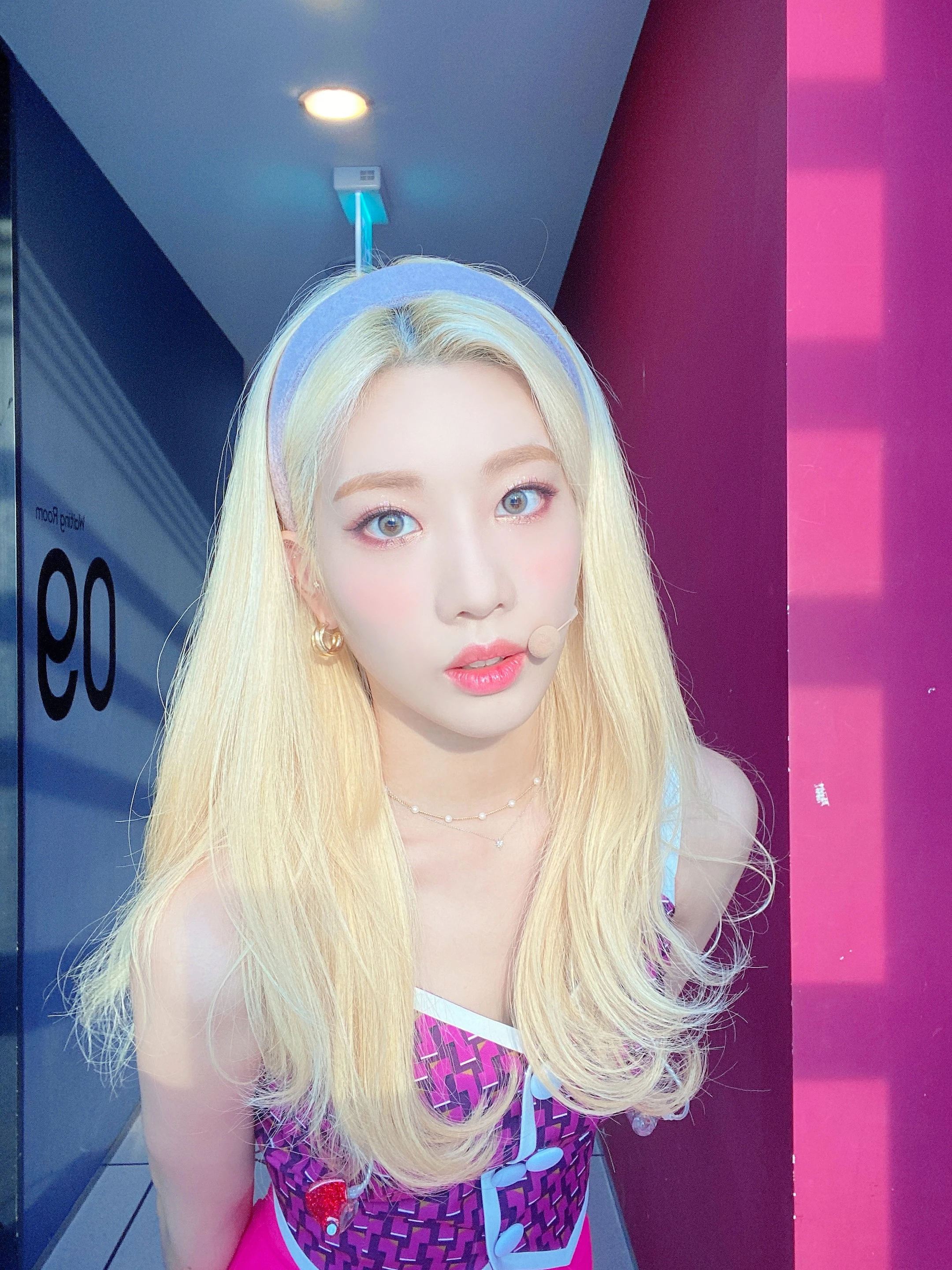 Kim Lip