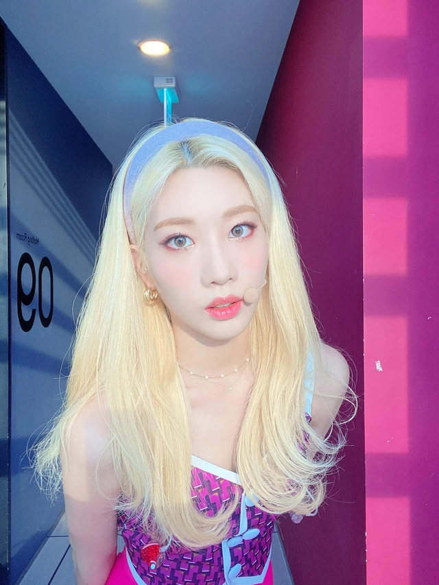 Kim Lip