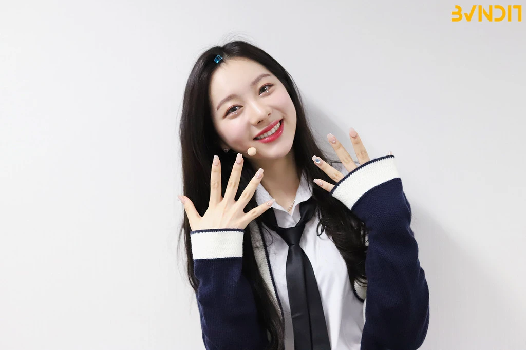 Yiyeon