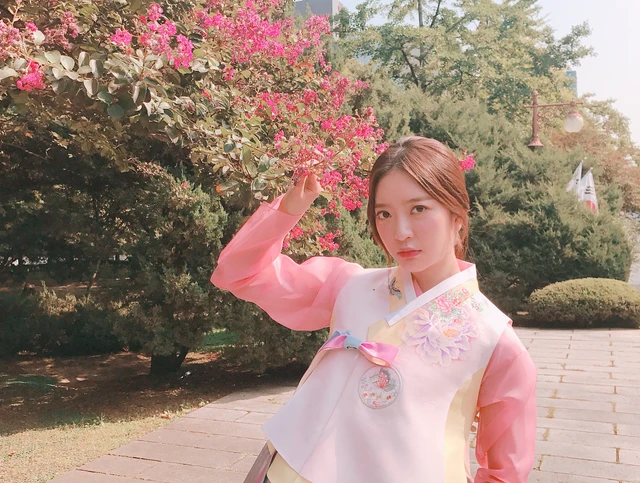 Ayoung