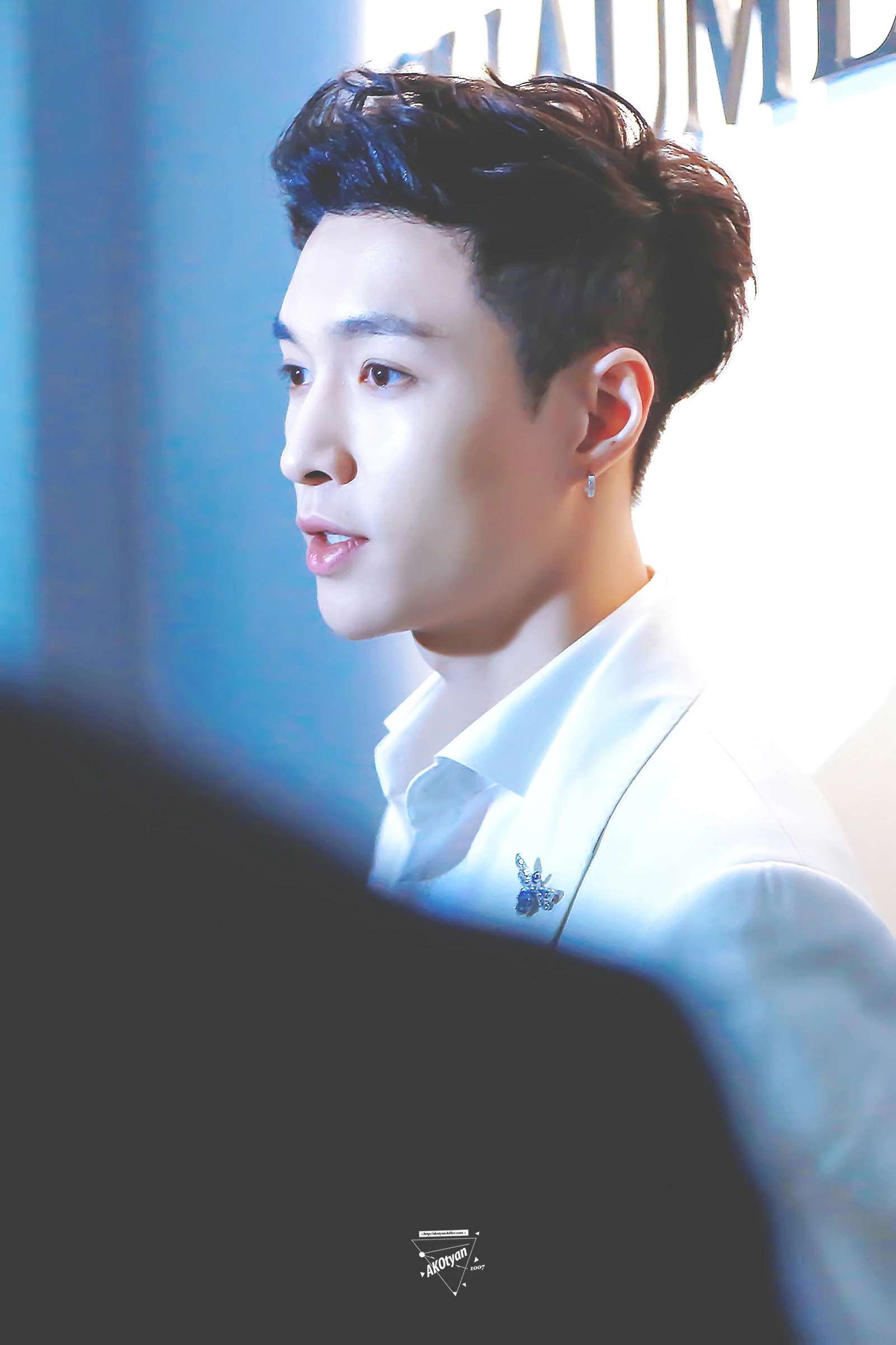 Lay