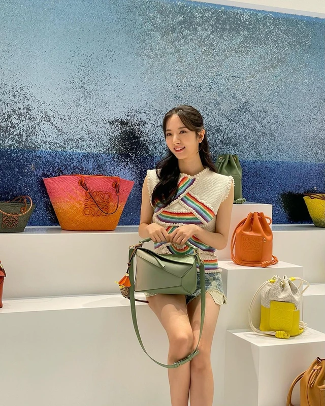 Bona