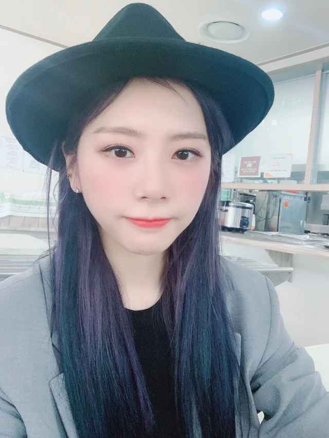 JiU
