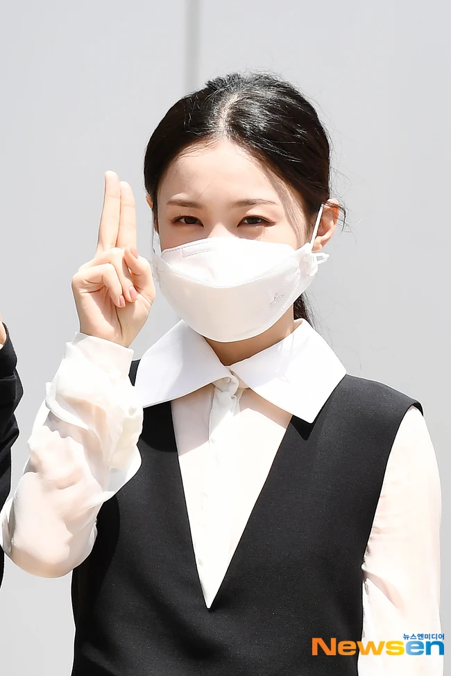 Lee Hi