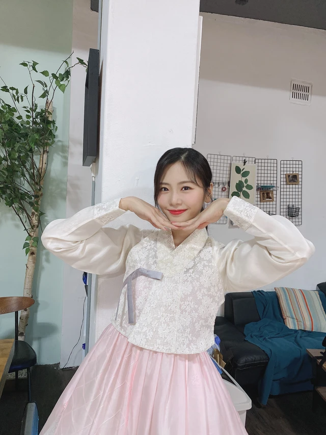 JiU