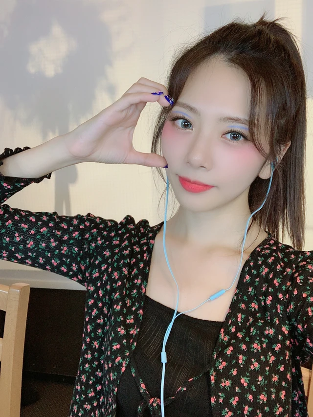JiU
