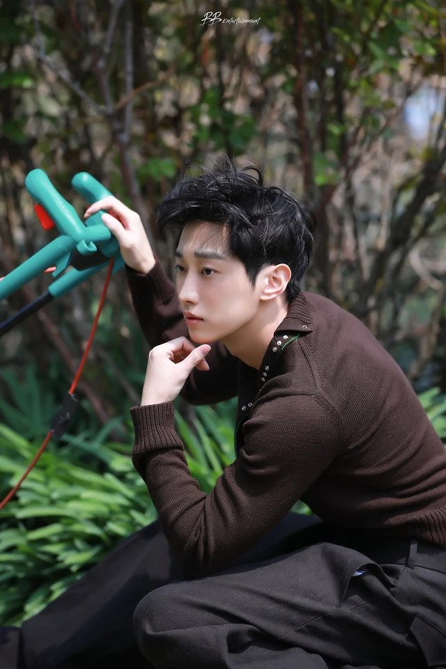 Jinyoung