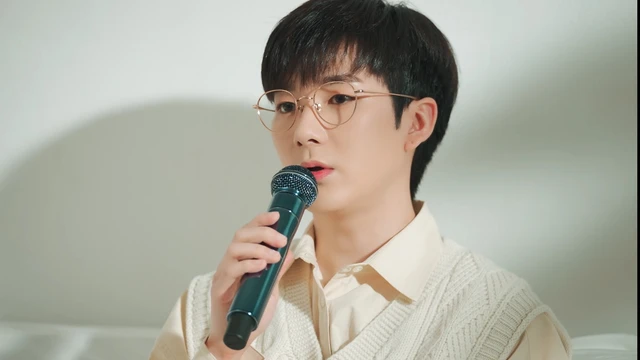 Aron