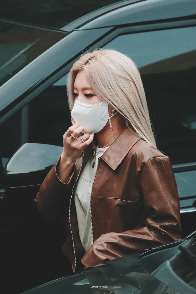 Kim Lip