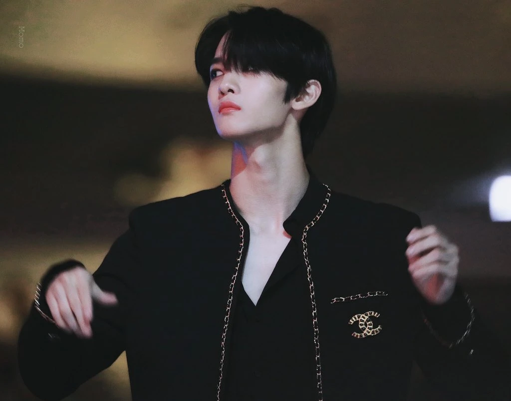 Jinyoung