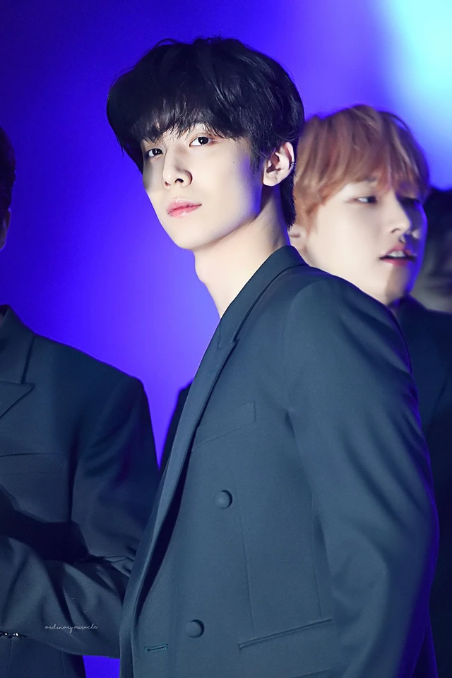 Hwiyoung